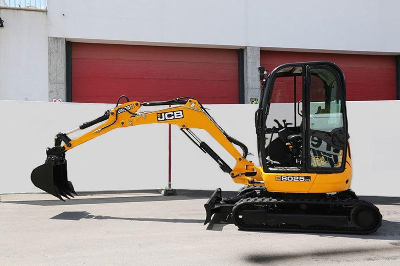 Jcb mini pelle 8025 client portugal