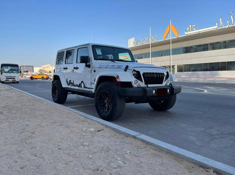 Jeep wrangler blanche export france dubai