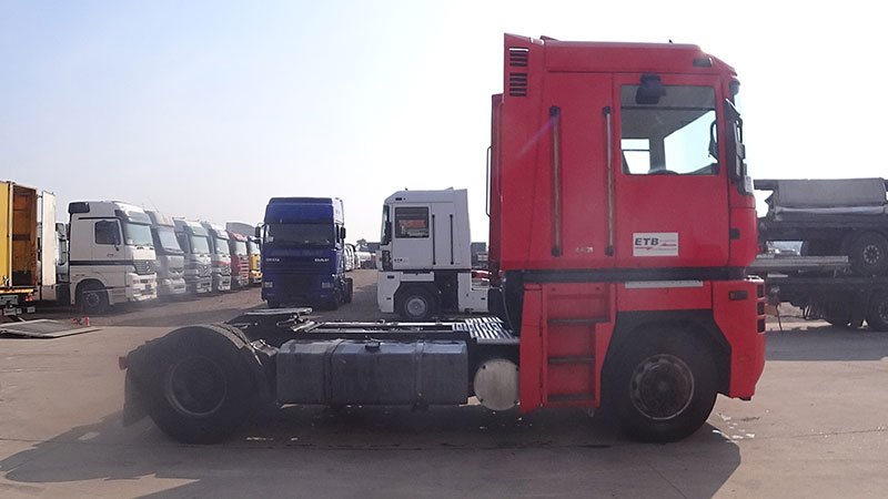 Renault magnum export Dubaï DTI group Dubai