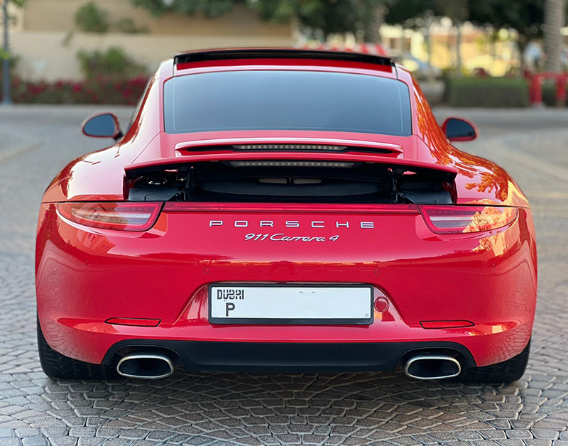 Porsche 991 rouge carrera 4 - Rouge