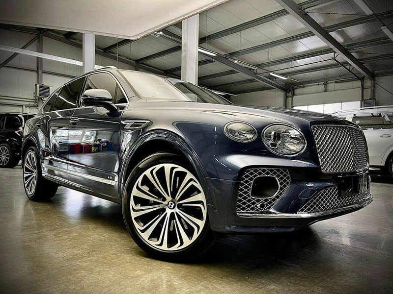 Bentley Bentayga V8 - Dubaï