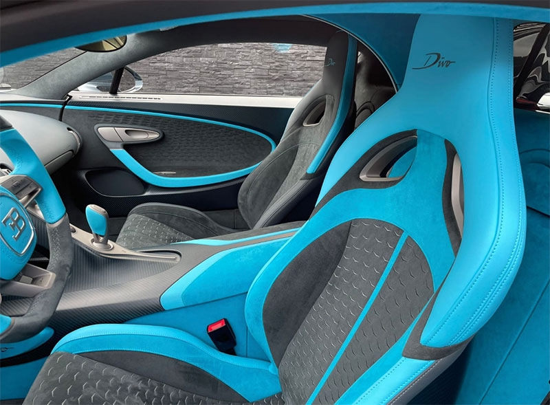 Bugatti Divo - import export - Intérieur