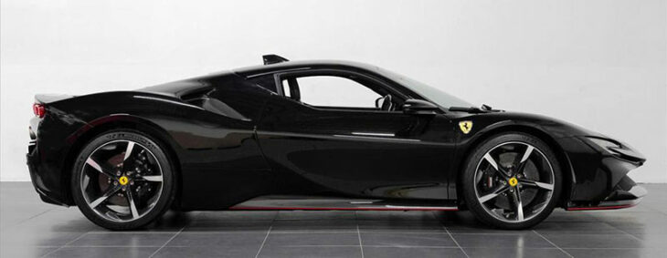 Ferrari SF90 Stradable - Côté