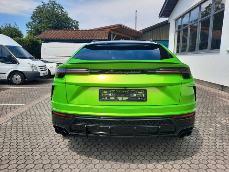 Lamborghini Urus - vue arrière