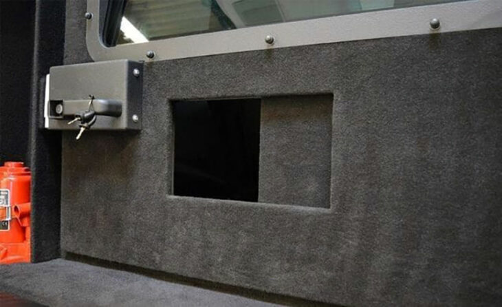 Lexus Lexus LX 600, gepanzert Level VR7 - Trappe