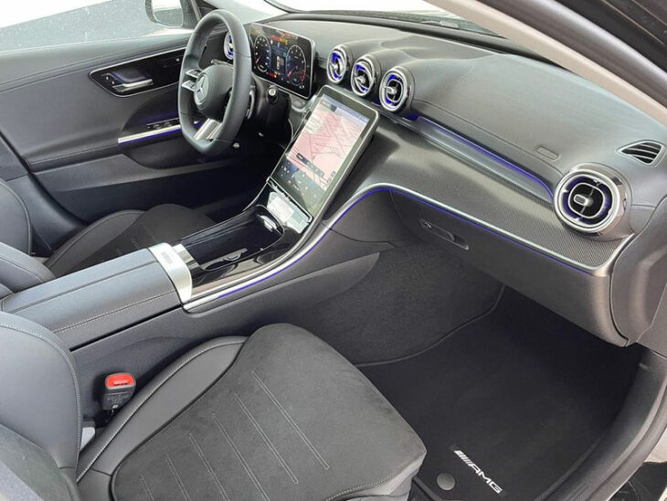 Mercedes-Benz C 200 t AMG line - Intérieur