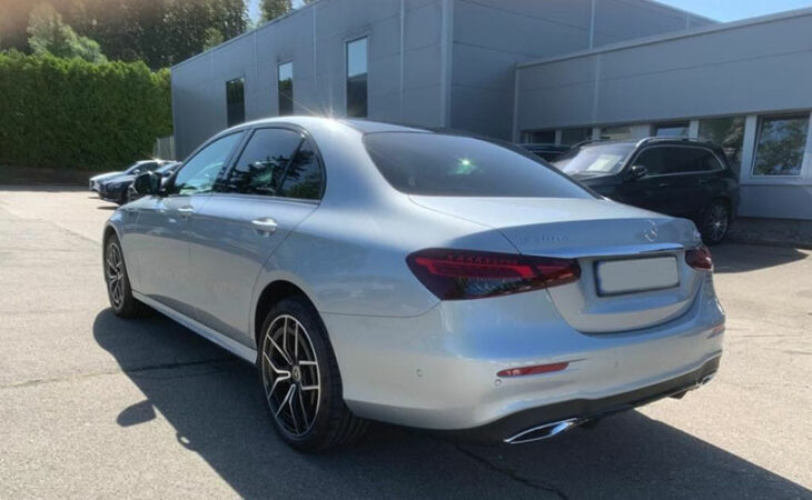 Mercedes-Benz E 300 e 4M Lim AMG - Export