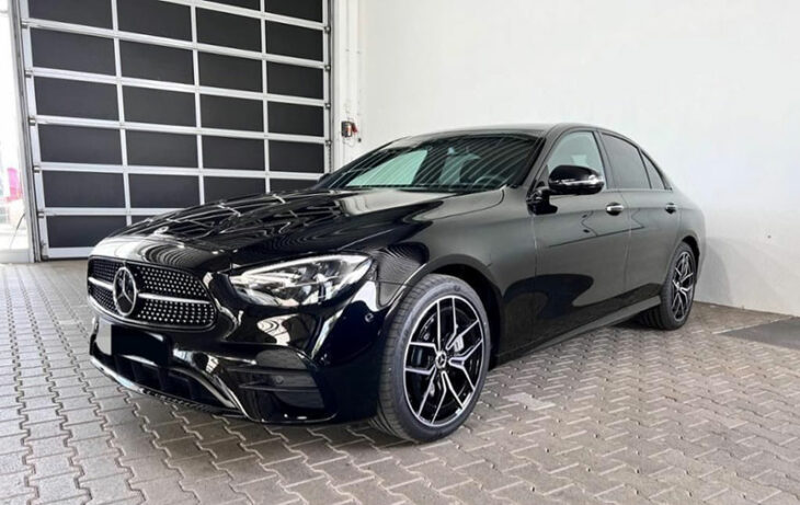 Mercedes-Benz E 300 e 4M Lim AMG - Noir, Dubaï