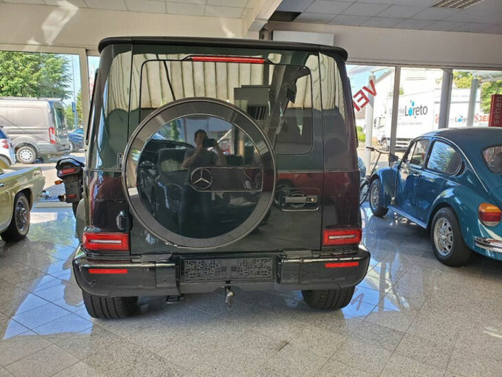 Mercedes-Benz G 63 AMG - Noir - Back