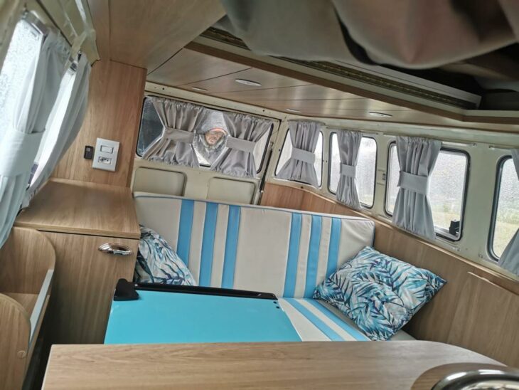 Combi Volkswagen Bleu - équipé