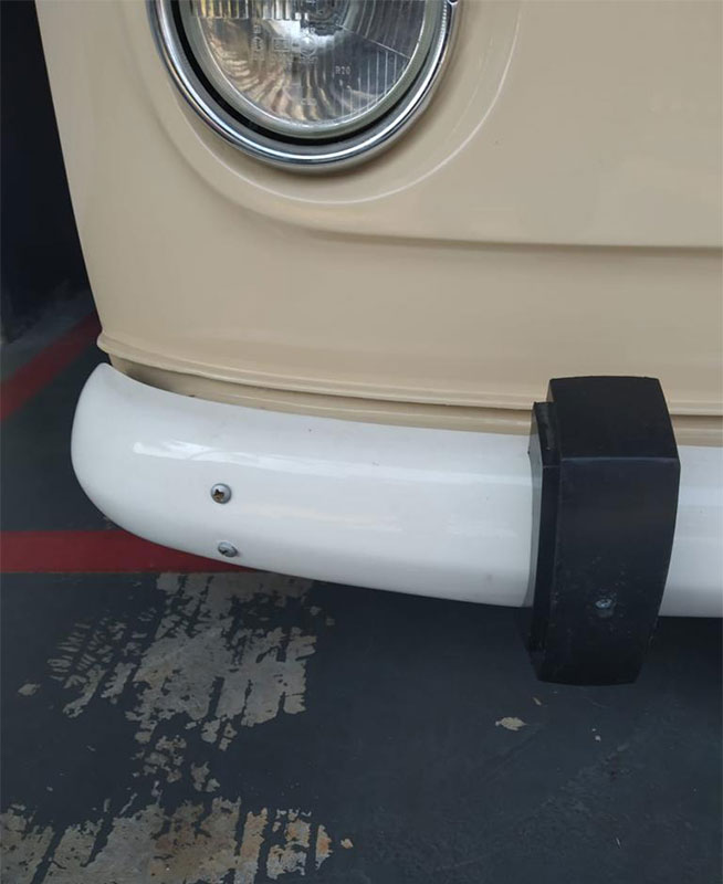 Combi Volkswagen Bus - Calandre