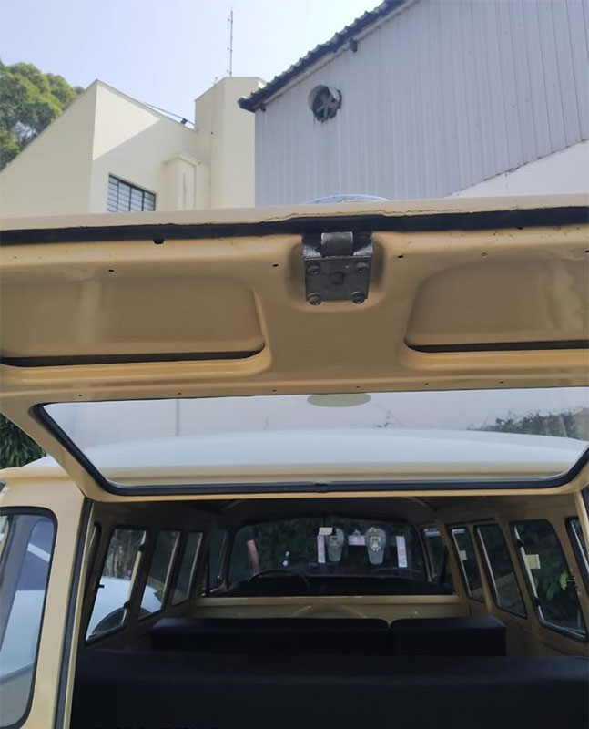 Combi Volkswagen Bus - Coffre