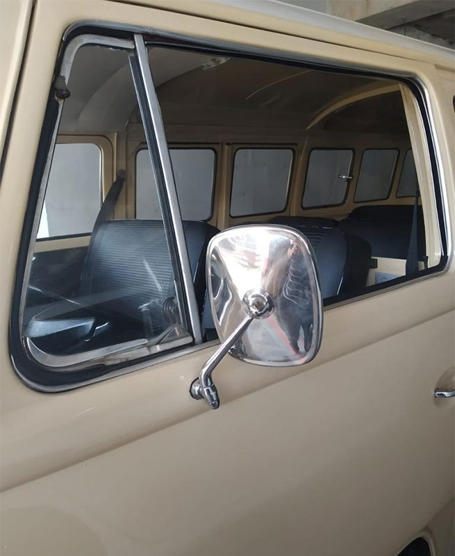 Combi Volkswagen Bus - Vue Conducteur