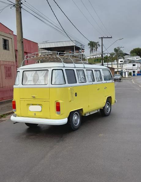 Combi Volkswagen Jaune - Vue