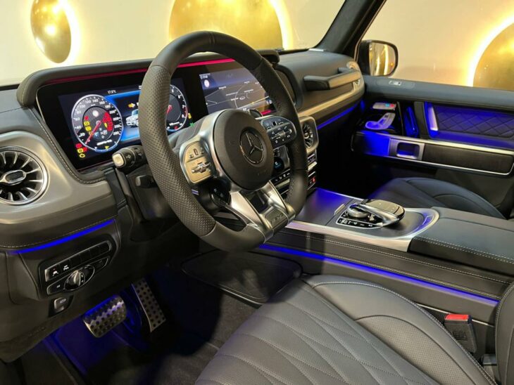 Mercedes-Benz G 63 AMG Gris - Conducteur