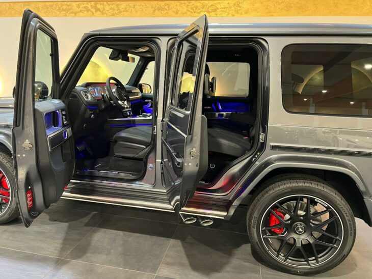 Mercedes-Benz G 63 AMG Gris - intérieur