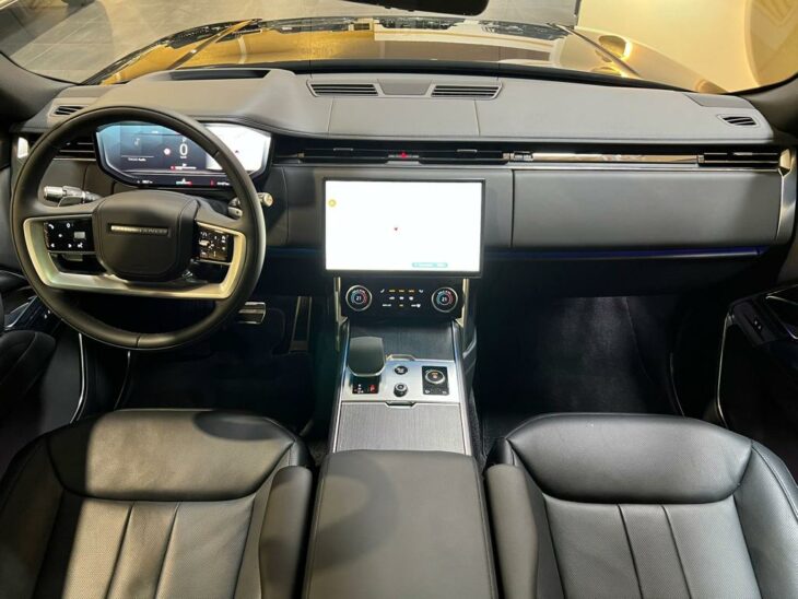 Range Rover D350 HSE Swb - Noir - Conducteur