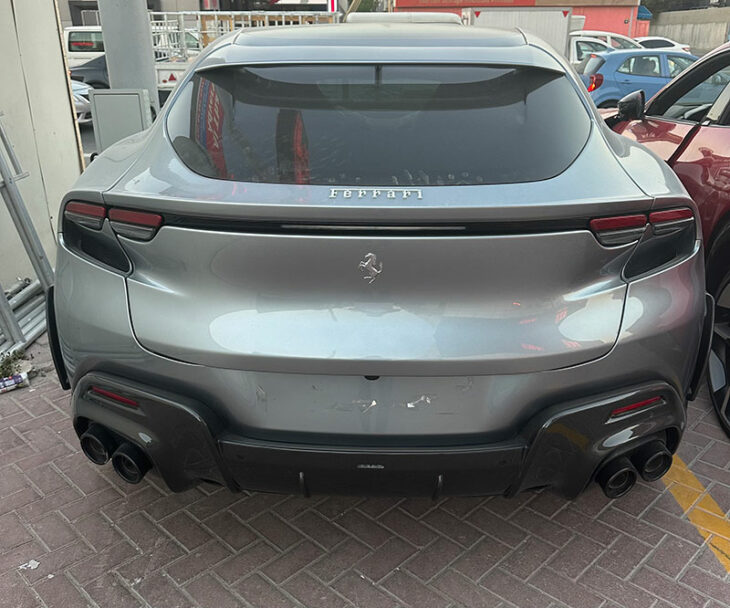 Ferrari Purosangre voiture accidentée inondée - Import Export - DTI